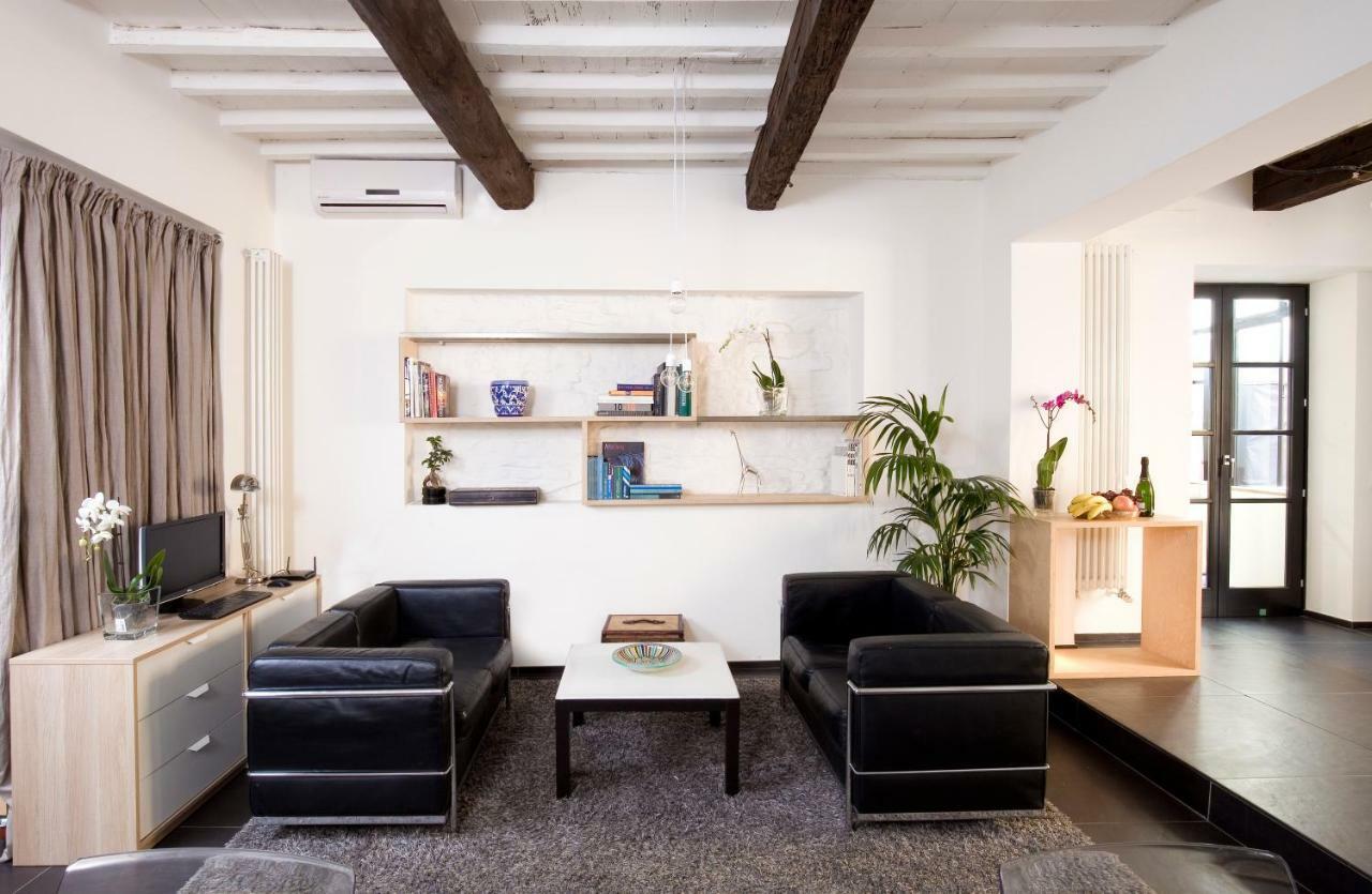 Loft Silent Terrace 8 Minutes Duomo Apartamento